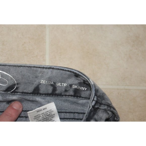 Express jeans size 9 gray with black paint splatter Zelda Ultra Skinny EUC CUTE - Picture 6 of 8